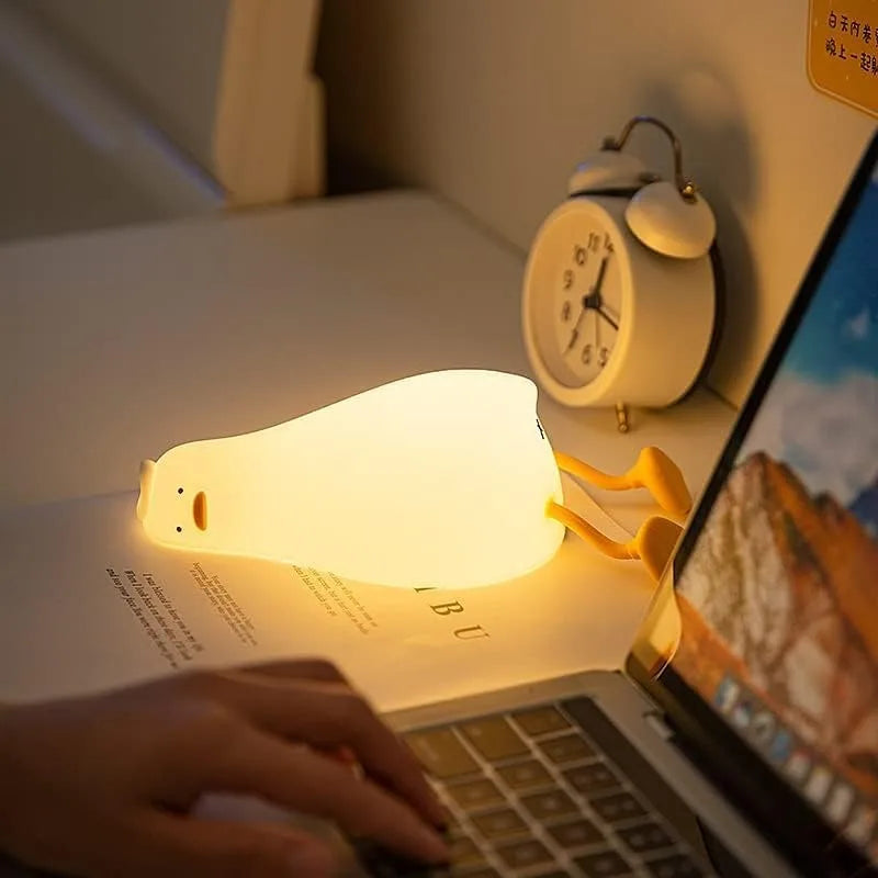 Clap & Touch Duck Night Light – Soft Silicone LED Lamp for Kids' Bedrooms