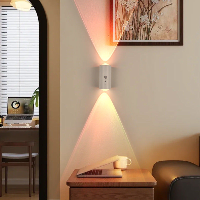 Cat-Eye Smart Night Light – Motion Sensor, 16-Color Dimming & Magnetic Charging